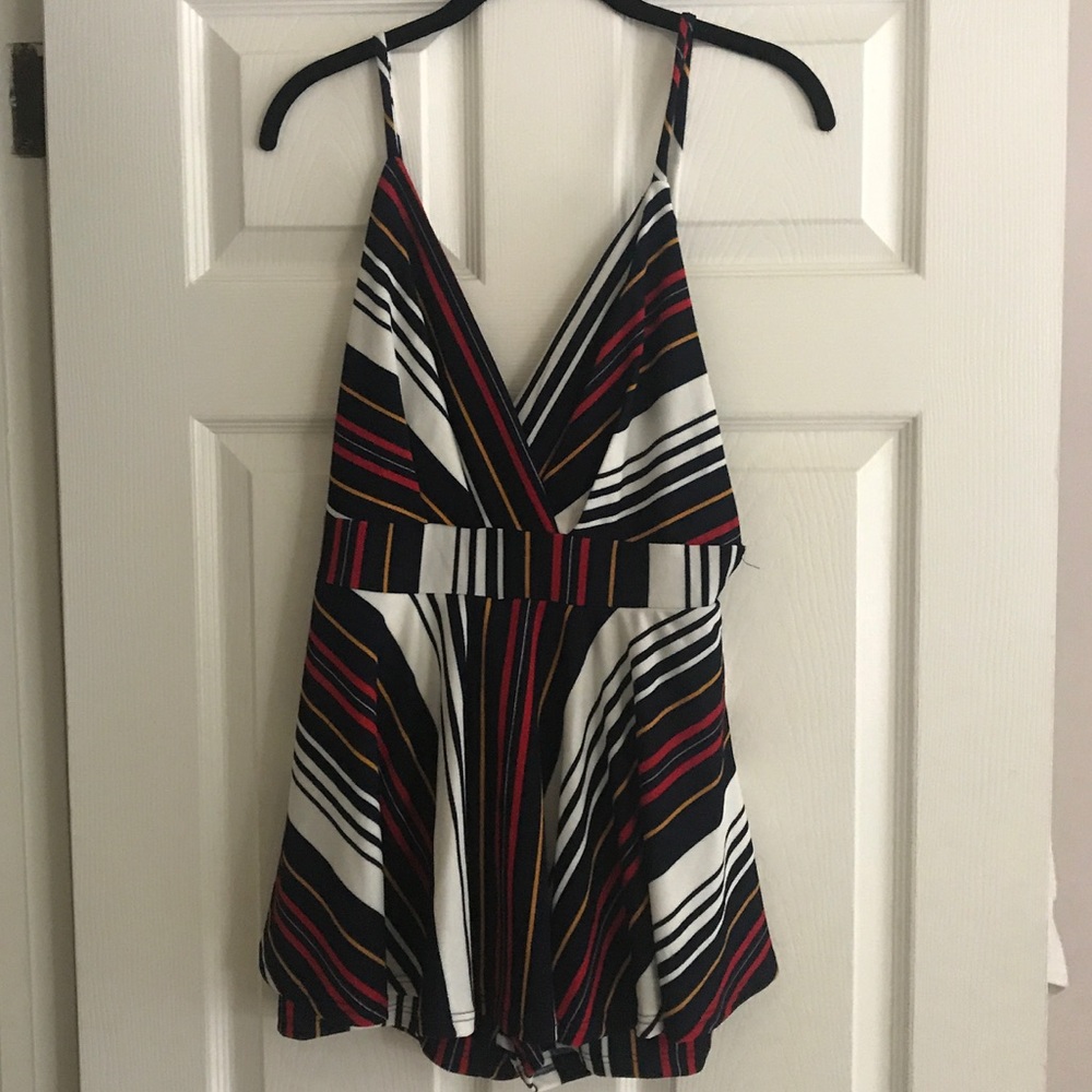 Cute backless romper!